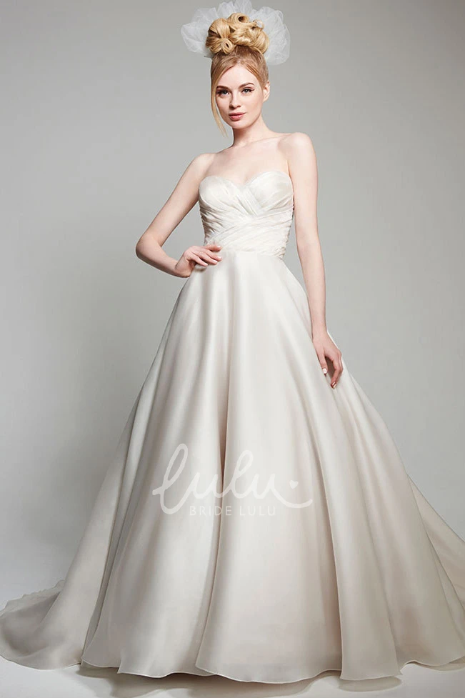 Organza Sweetheart Wedding Dress with Criss Cross & Backless Design Ball Gown Style