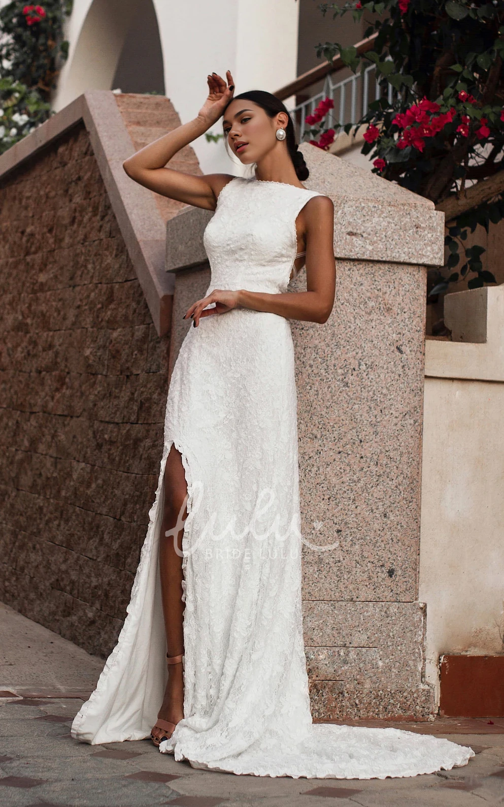 Spaghetti Bohemian Lace Sleeveless Sheath Sexy Floor-length Cross Straps Back Split Front Wedding Dress