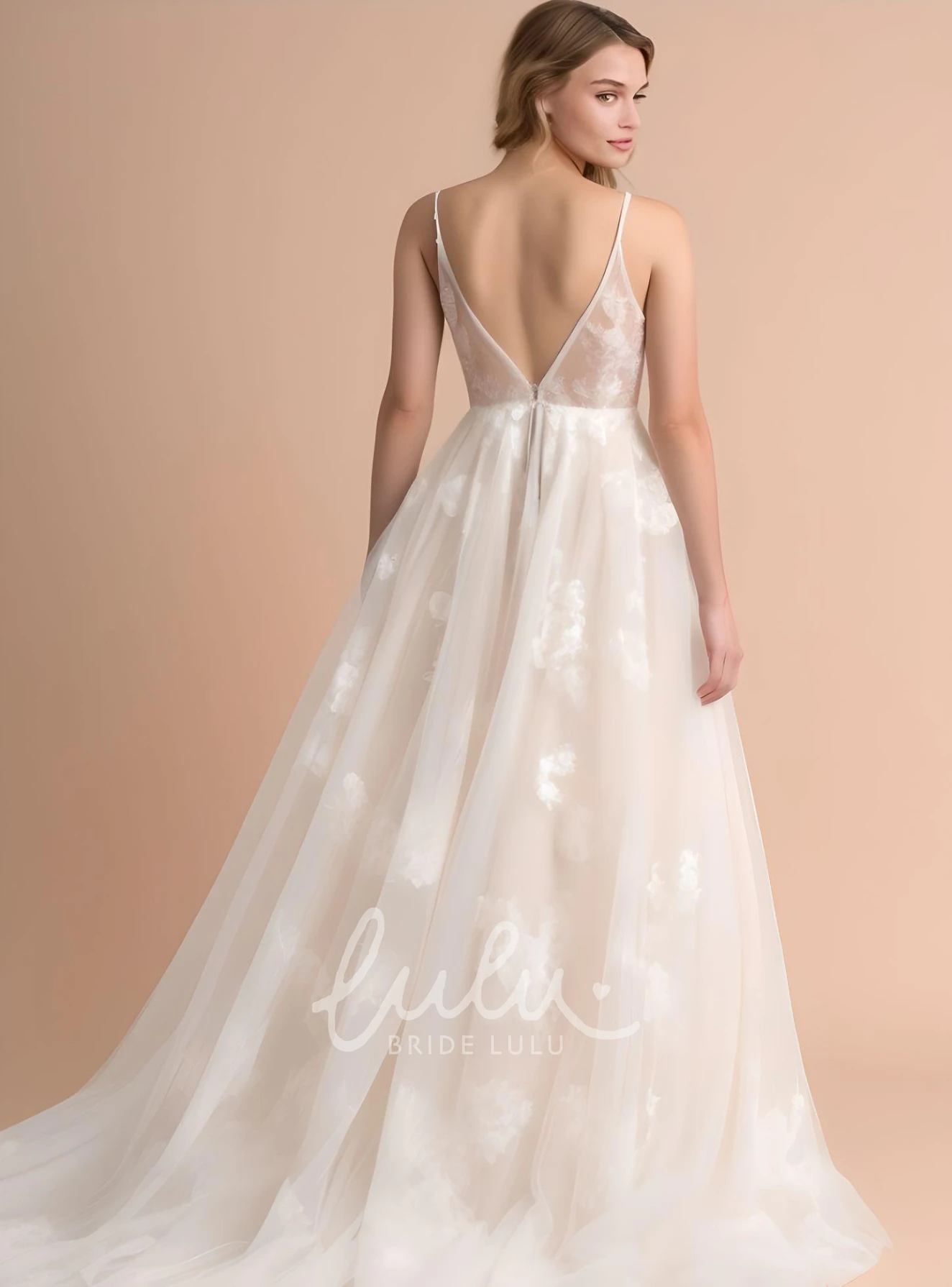 A-Line Tulle V-neck Sleeveless Wedding Dress Simple Elegant Country Garden 2025