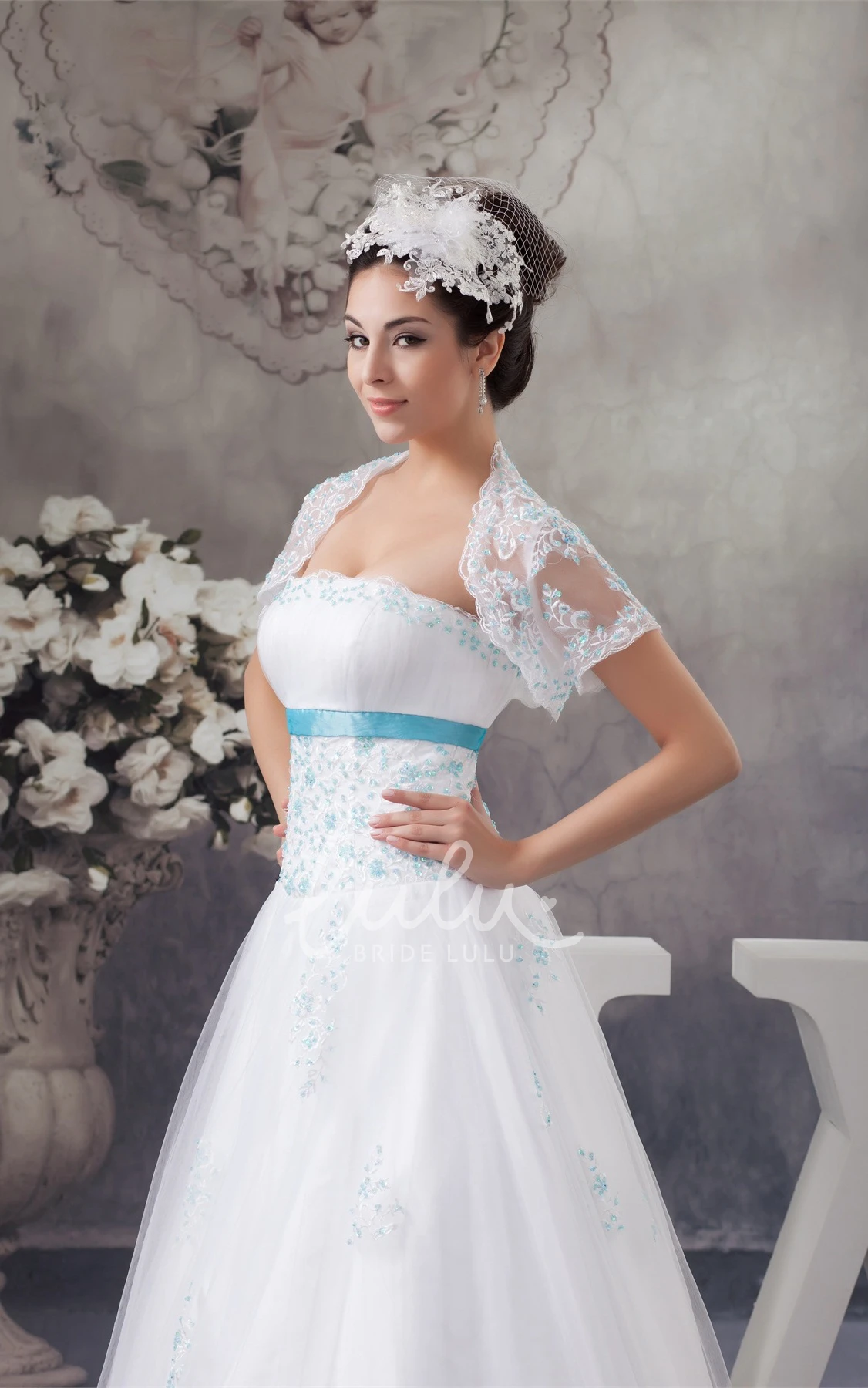 Lace Applique Tulle Strapless Wedding Dress with Bolero A-Line and Classy