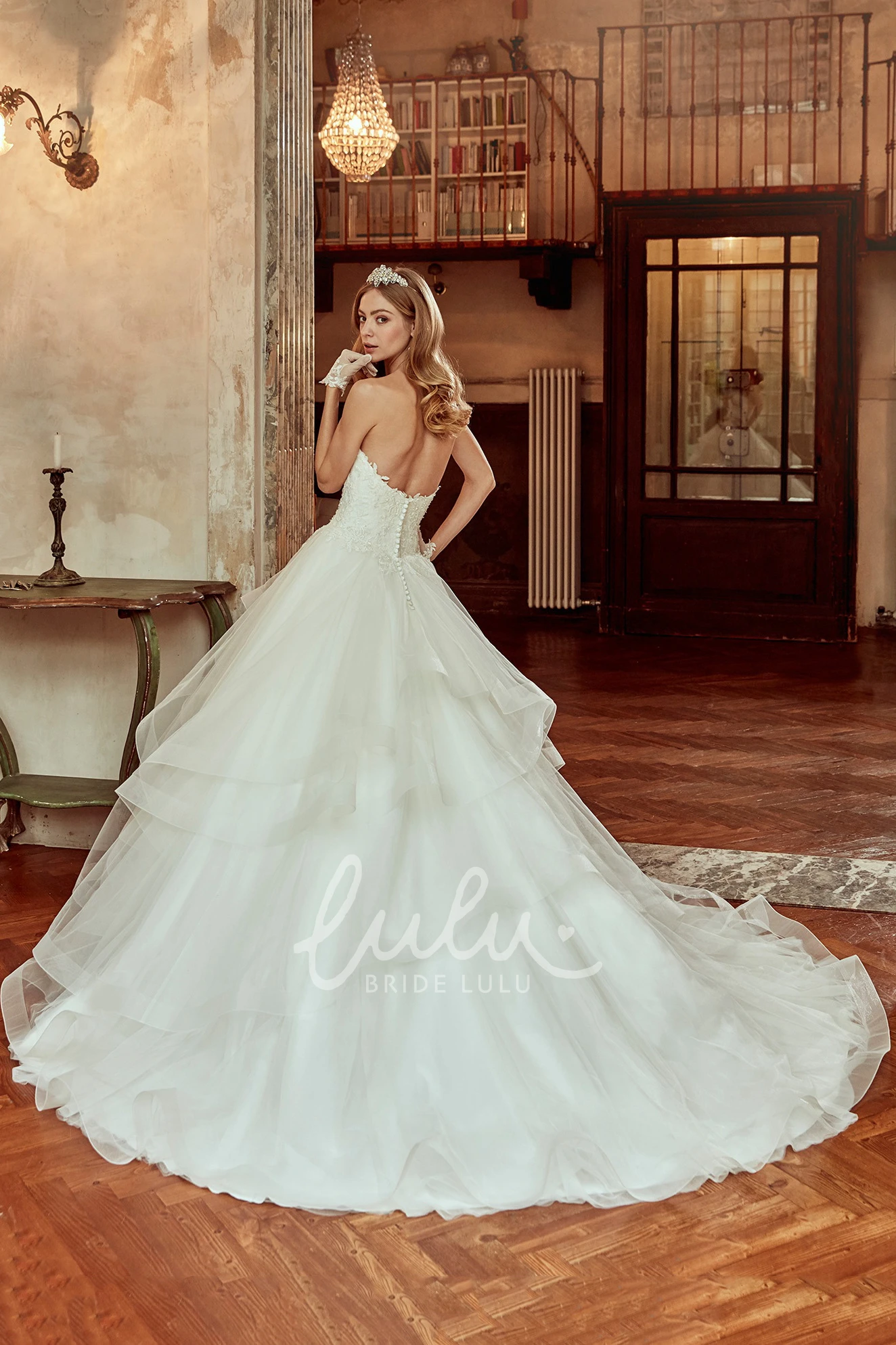 Lace Corset A-Line Wedding Dress with Ruching Skirt Classic Bridal Gown