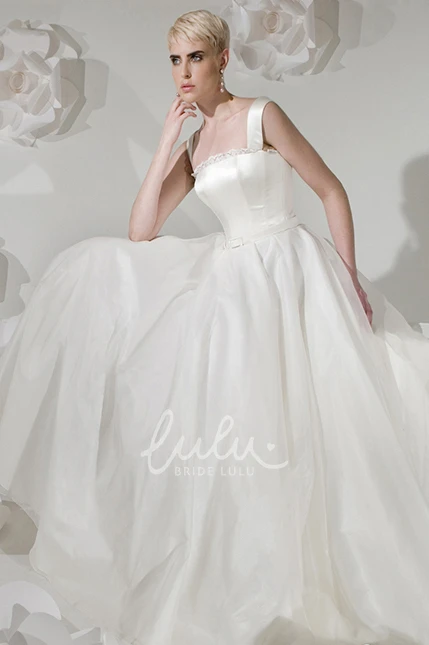 Tulle&Satin Sleeveless Winter Wedding Dress One-Shoulder Ball-Gown with Long Train