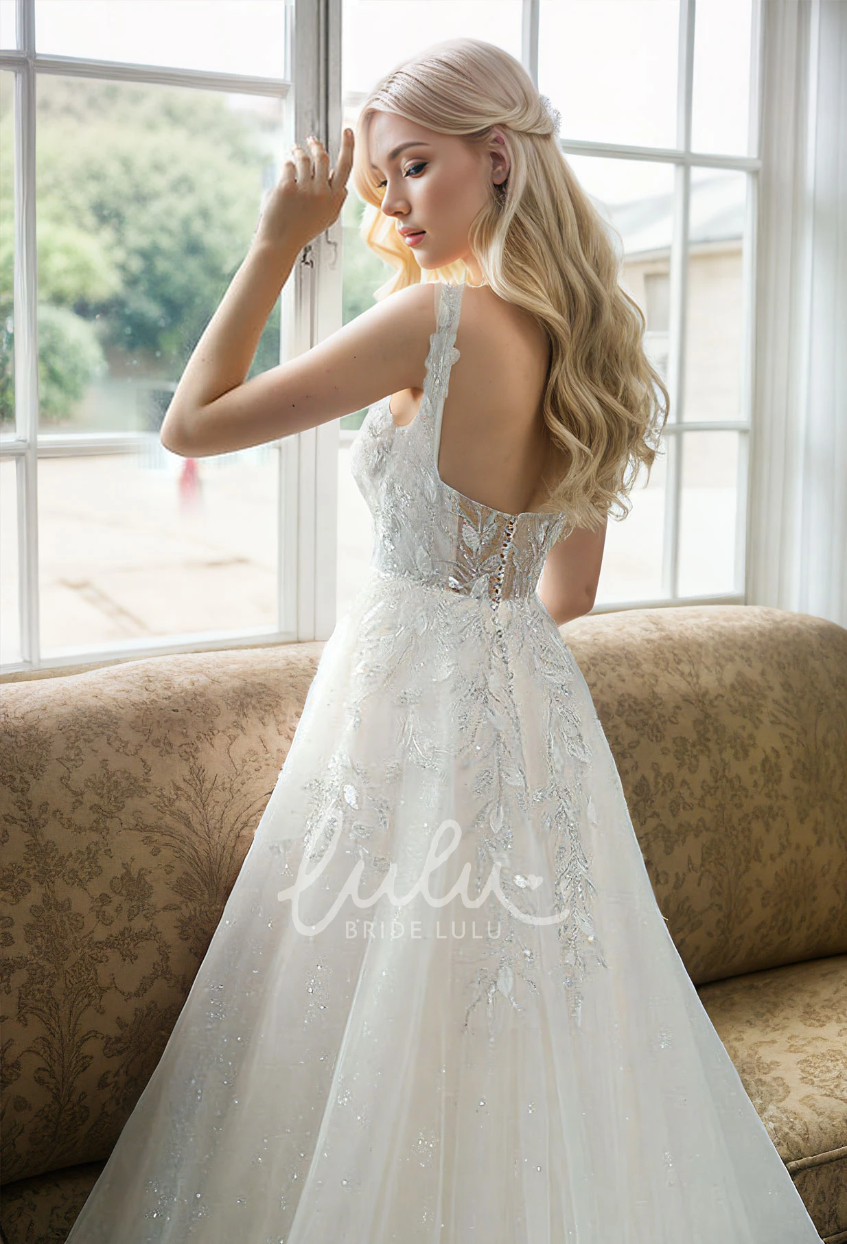 Modern Sexy A-Line Lace Appliques Tulle Square Neck Wedding Gown Elegant Straps Sleeveless Floor-length Beading Backless Bridal Dress