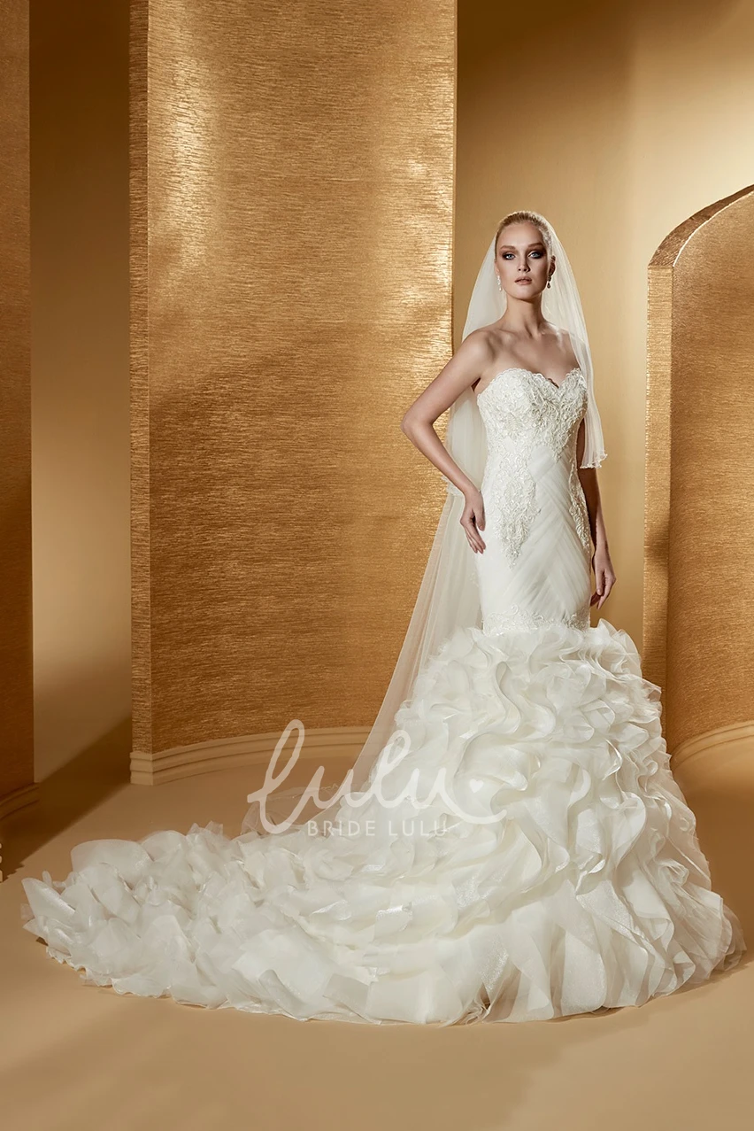 Mermaid Bridesmaid Dress with Court Train Appliques and Ruffles