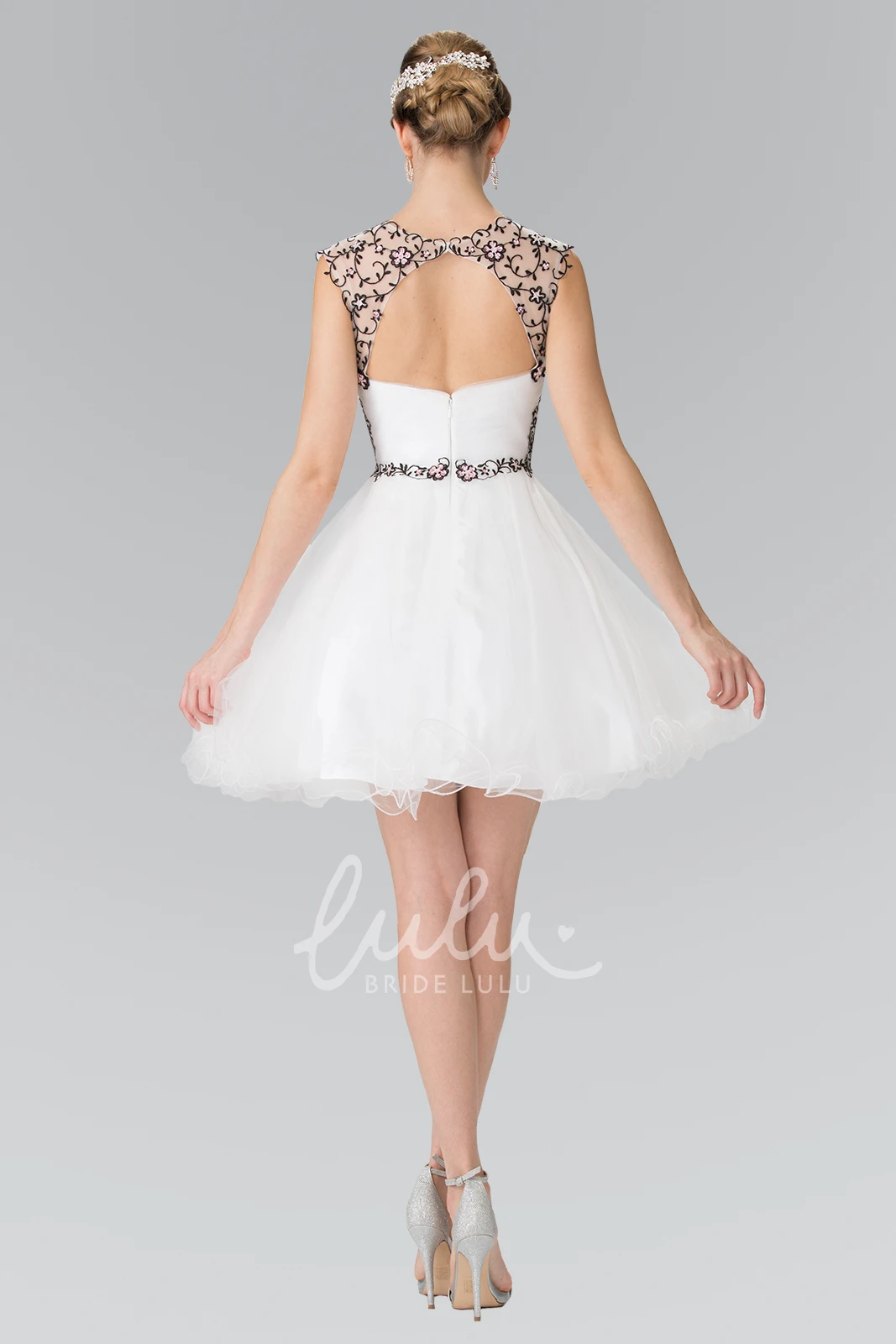 Jewel-Neck Cap-Sleeve Tulle Satin Dress With Ruching and Appliques A-Line Formal Dress