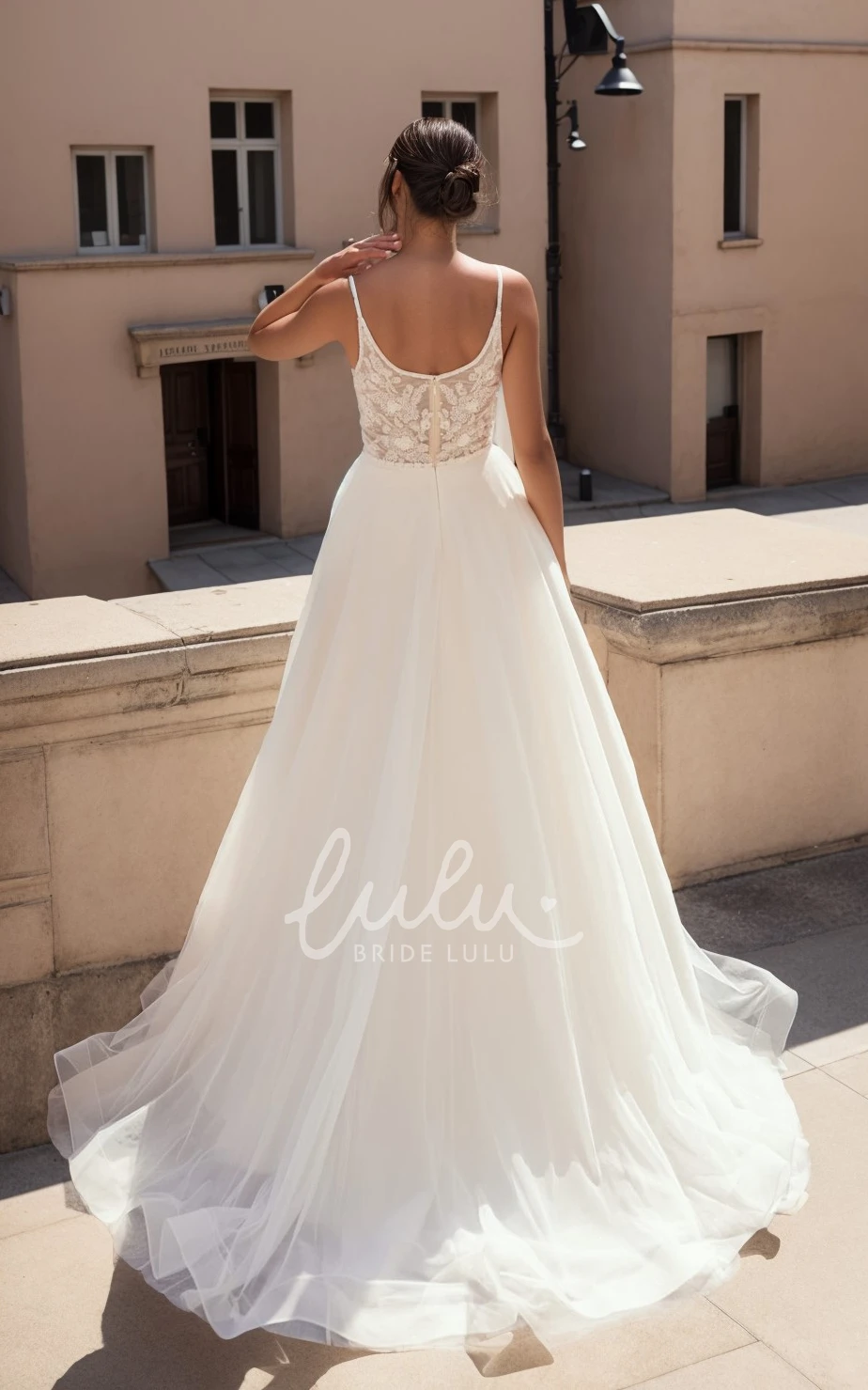 Romantic Spaghetti A-Line Tulle Wedding Dress Sexy Plunging Beading Bridal Gown