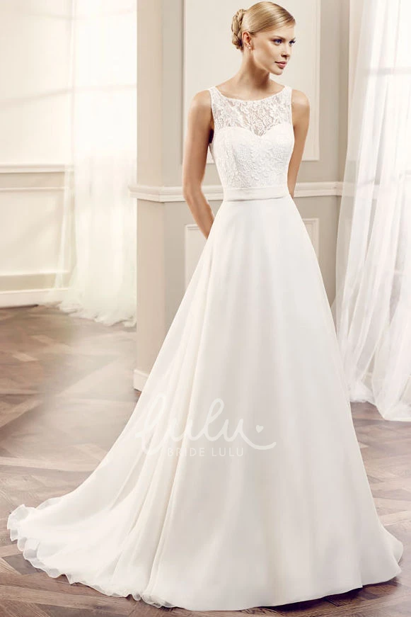 Scoop Chiffon Maxi Wedding Dress with Keyhole and Appliques