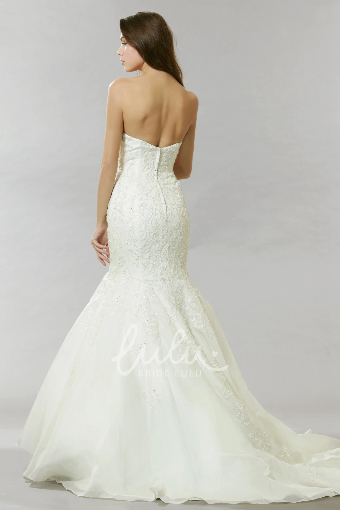 Sweetheart Trumpet Wedding Dress with Backless Style Beaded Bridal Gown