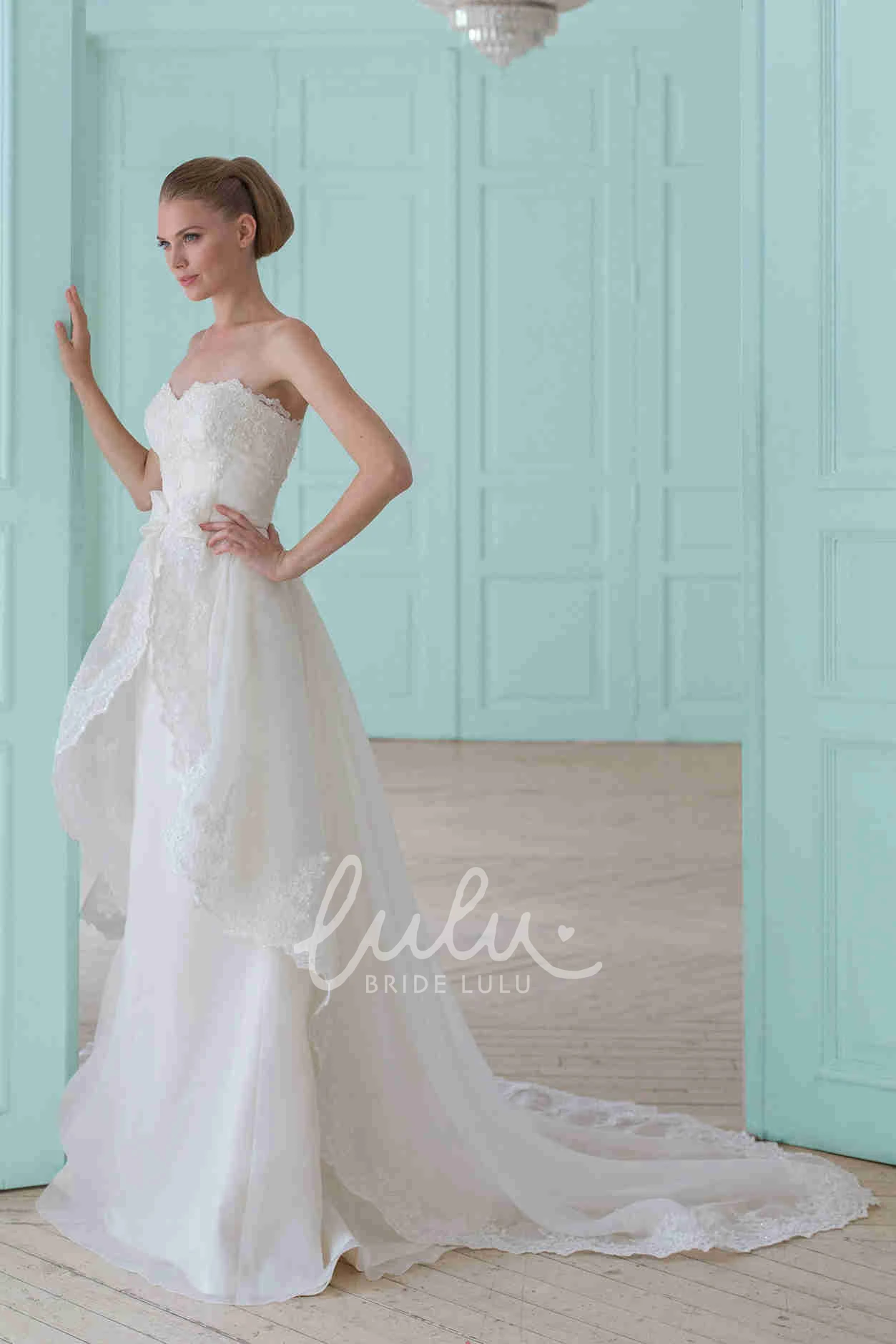 Sweetheart Sheath Organza Wedding Dress with Lace and Corset Back Flowy Floor-Length Bridal Gown
