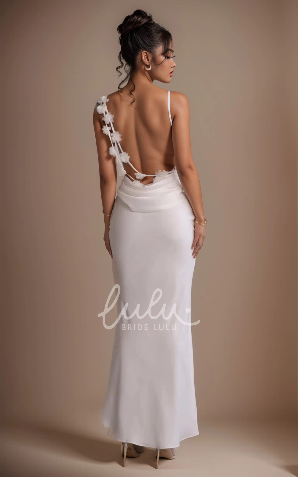 Modern Mermaid Cowl Neckline Simple Wedding Dress Spaghetti Flower Backless Gown