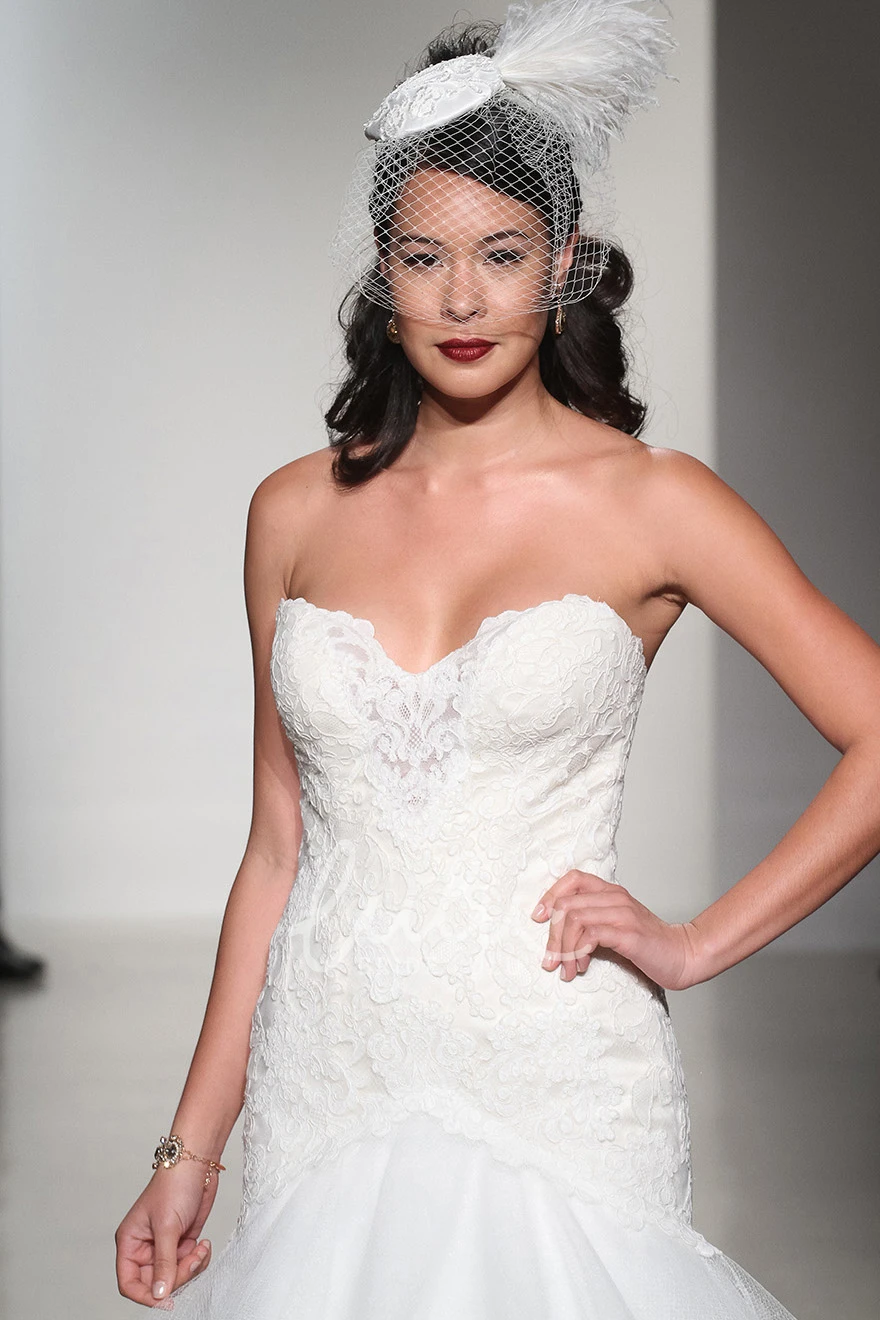 Organza and Lace Tiered Wedding Dress with Appliques and Deep-V Back A-Line Style