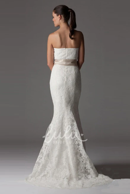 Lace Sleeveless Sweetheart Sheath Wedding Dress with Bow Elegant Floor-Length Gown