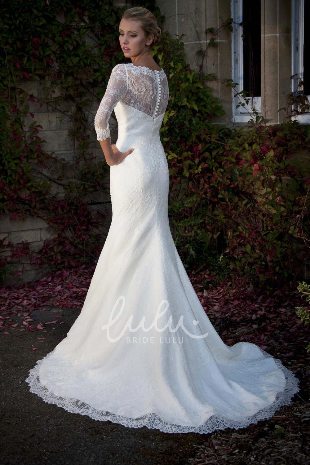 V-Neck Lace Mermaid Wedding Dress Illusion 3-4-Sleeve