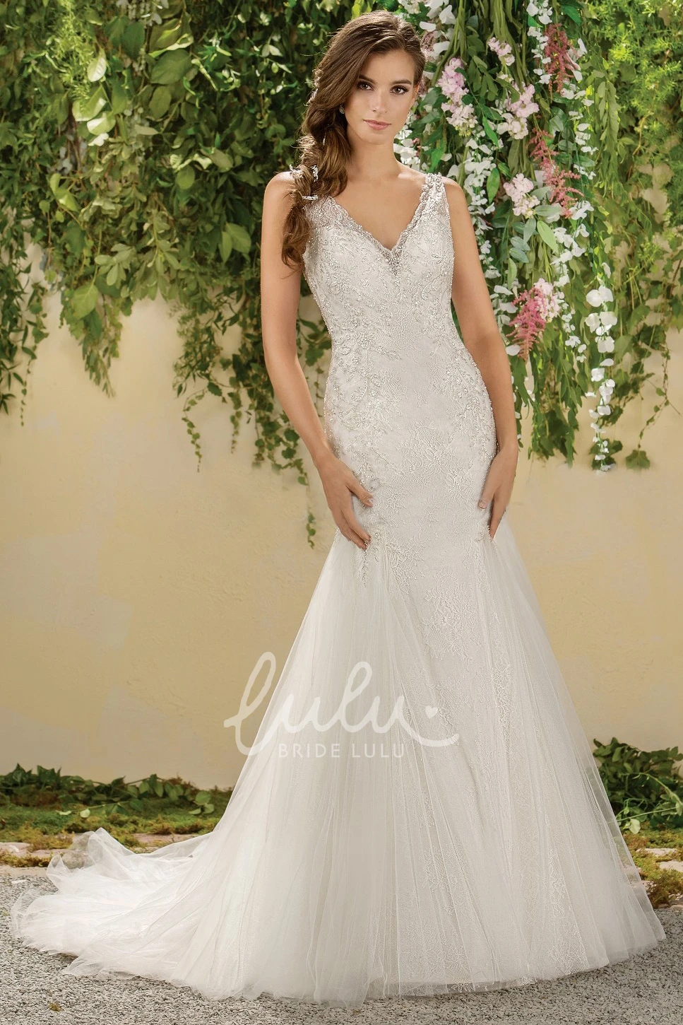 V-Neck Sleeveless Mermaid Wedding Dress with Deep V-Back and Appliques Flowy V-Neck Sleeveless Mermaid Wedding Dress with Appliques