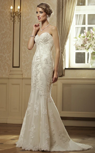 Lace Sweetheart Sheath Wedding Dress with Waist Jewelry Sleeveless & Long