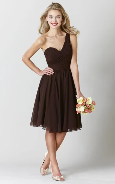 Chiffon One-Shoulder Knee-Length Bridesmaid Dress with Criss-Cross