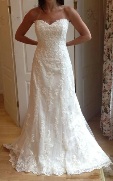 Sweetheart Lace Sheath Wedding Dress Backless Style