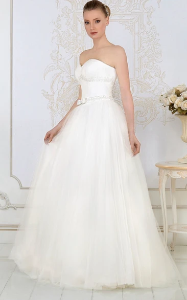 Sweetheart Tulle Wedding Dress Ruched Floor-Length Sleeveless with Beading and Bow