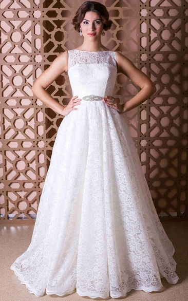 A-Line Lace Sleeveless Wedding Dress with Bateau-Neck