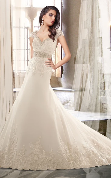 Removable Straps Lace and Tulle Wedding Dress with Sweetheart Neckline