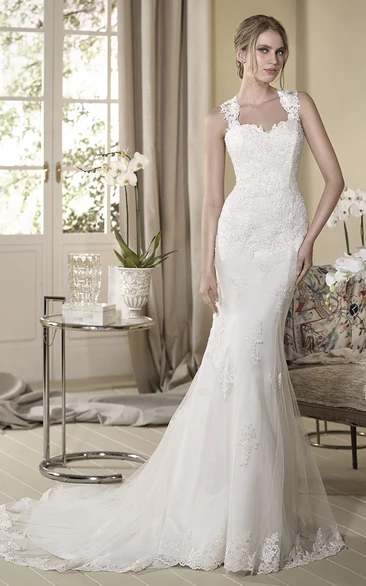 Mermaid Lace Wedding Dress with Sleeveless Appliques