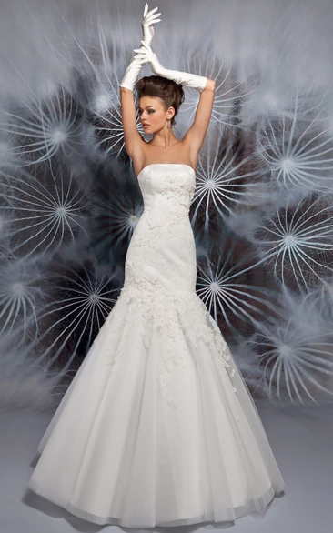 Satin&Lace Strapless A-Line Wedding Dress with Appliques and Bow Elegant Bridal Gown