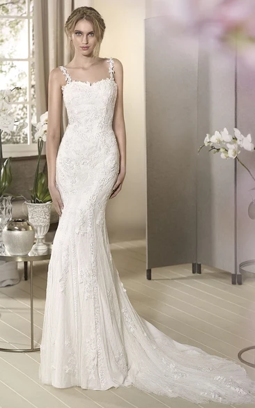 Sleeveless Floor-Length Appliqued Lace Wedding Dress Sheath Style