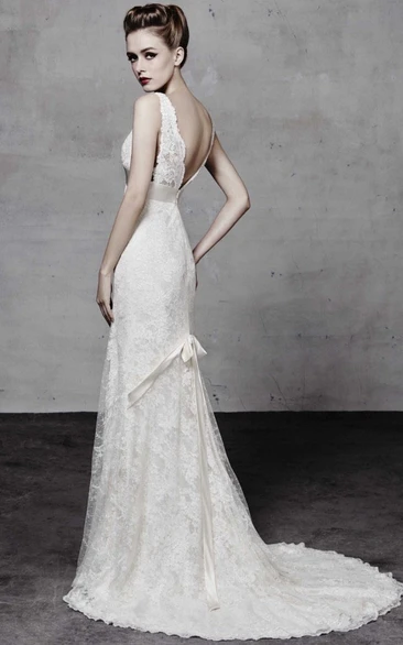 Sleeveless Lace Sheath Wedding Dress with Appliques and Low V-Back