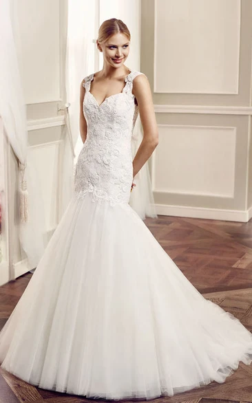 Mermaid Queen-Anne Lace Wedding Dress with Court Train Appliqued Sleeveless