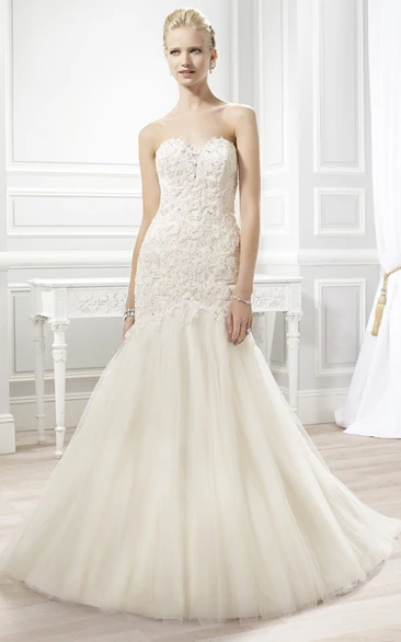 Trumpet Beaded Lace&Tulle Wedding Dress with Appliques and V Back Sweetheart Neckline Floor-Length