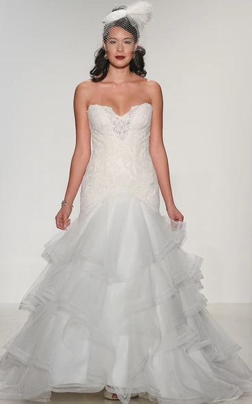 Organza and Lace Tiered Wedding Dress with Appliques and Deep-V Back A-Line Style