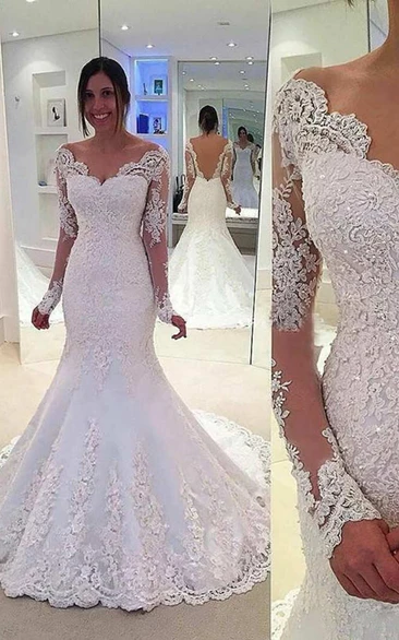 Mermaid Long Lace Dress with V-Neck and Long Sleeves Elegant Wedding Gown
