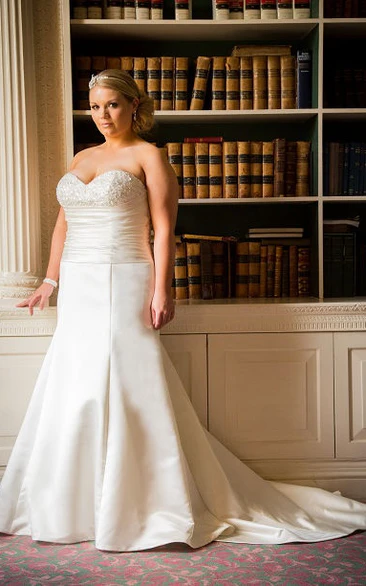 Crystal Bodice Trumpet Wedding Dress with Sweetheart Neckline and Lace-Up Back