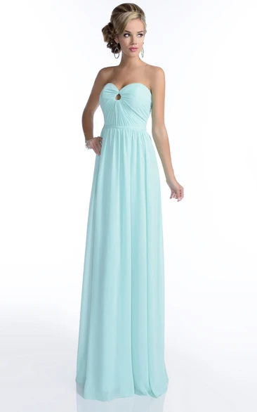 A-Line Chiffon Bridesmaid Dress with Sweetheart Neckline and Pleated Skirt