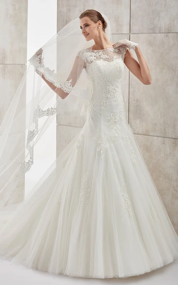 Wedding Dress with Jewel-Neck Cap-Sleeves Mermaid Style and Open Back