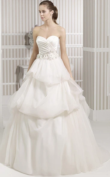 Sweetheart Jeweled Satin&Tulle Ball Gown Wedding Dress with Pick Up Elegant Bridal Gown