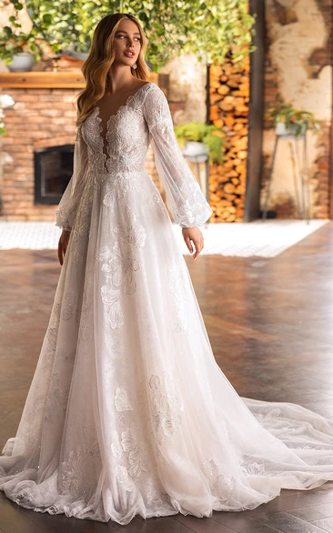 Chiffon A Line Wedding Dress with Court Train and Scalloped Appliques Sexy and Chic