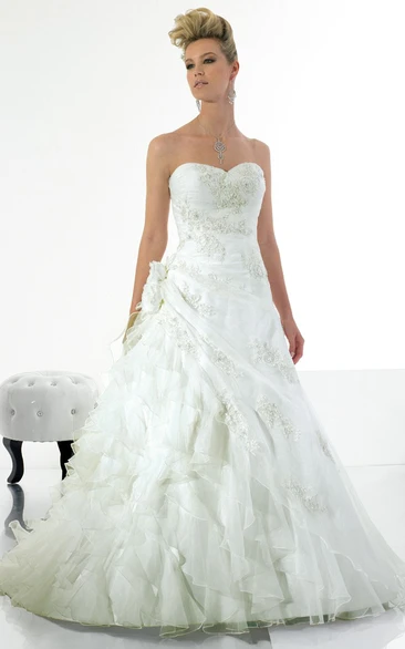 Cascading-Ruffle Sweetheart Wedding Dress with Appliques A-Line Sleeveless