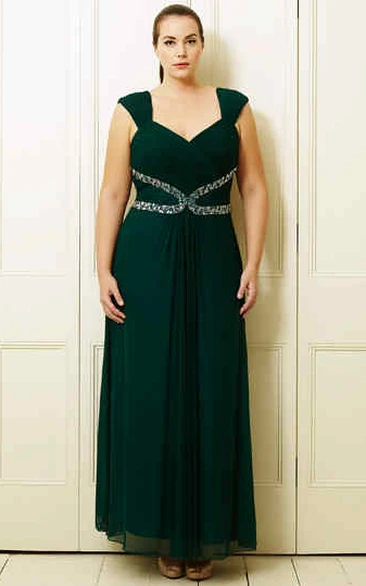 Queen-Anne Sleeveless Chiffon Prom Dress with Ruching and Knee-Length