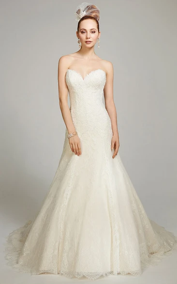 Lace Sweetheart Wedding Dress with A-Line Silhouette & Deep-V Back