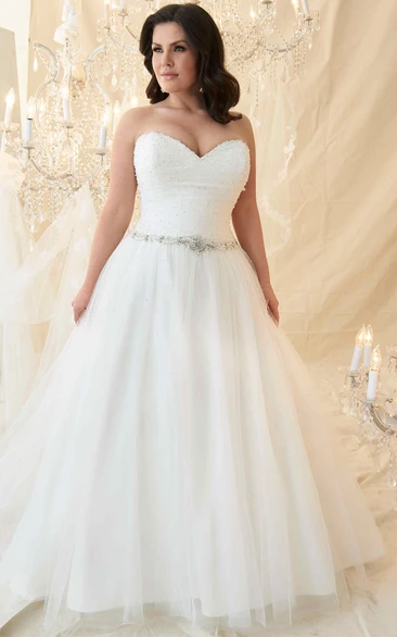 A-Line Sleeveless Long Beaded Sweetheart Tulle Plus Size Wedding Dress Classic Tulle Wedding Dress