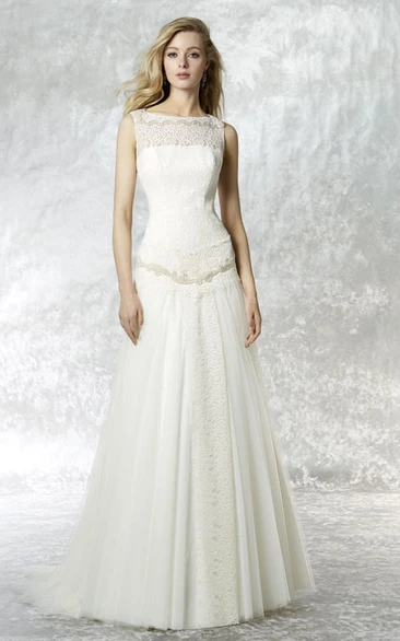 A-Line Lace&Tulle Wedding Dress with Sleeveless Bateau Neck and Illusion Back Maxi Bridal Gown