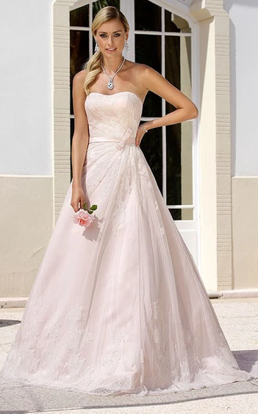 Appliqued Tulle Strapless Wedding Dress with Sweep Train Maxi