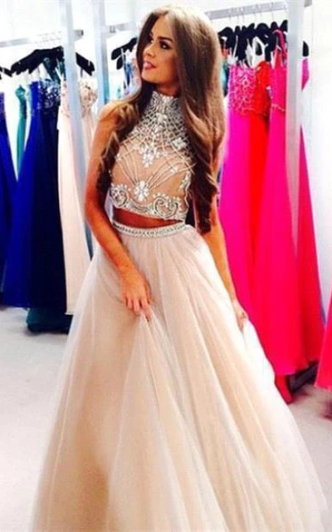 High-Neck Beaded Tulle A-Line Prom Dress Gorgeous 2024 Women's Formal Wear