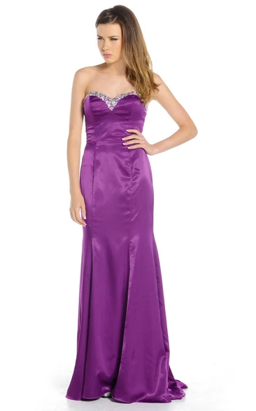 Sweetheart Floor-Length Satin Prom Dress with Beading Modern Sheath Sleeveless