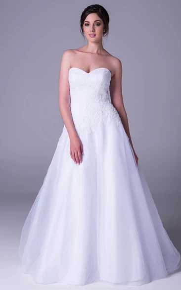 Tulle Appliqued Sweetheart A-Line Wedding Dress with V-Back Maxi Length