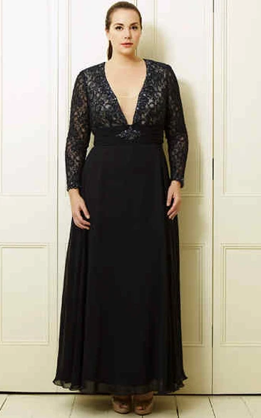 Plus Size Lace&Chiffon Prom Dress with A-Line V-Neck and Long-Sleeves