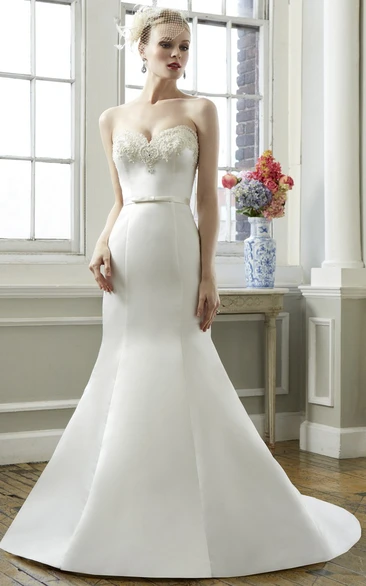 Beaded Satin Trumpet Wedding Dress With Sweetheart Neckline Modern Bridal Gown