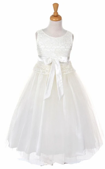Sleeveless Tulle & Lace Flower Girl Dress Tea-Length Elegant