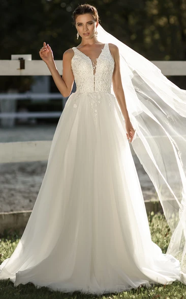 Sexy Plunging Neckline Tulle Sleeveless Wedding Dress With Appliques A-line